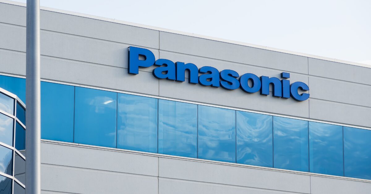 Panasonic anuncia demissão de 10 mil funcionários até o fim do ano fiscal. Entenda o que levou a multinacional japonesa a fazer demissões em massa em diversos países.