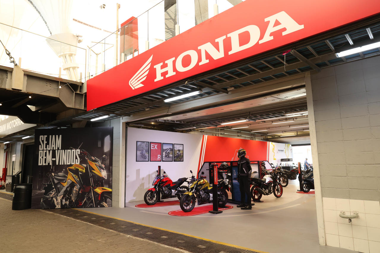 No maior evento de motos do Brasil, Honda surpreende com novas motos