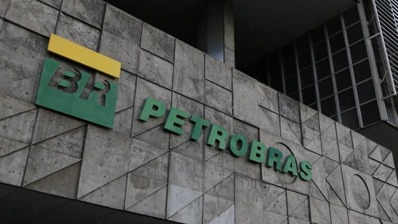 Gigante estatal Petrobras quer retomar exploração de petróleo na Nigéria após mais de uma década longe do país.