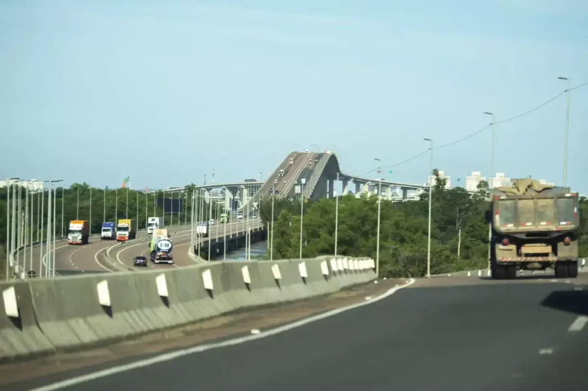 Ponte do Guaíba, Obras, auxílio, Famílias
