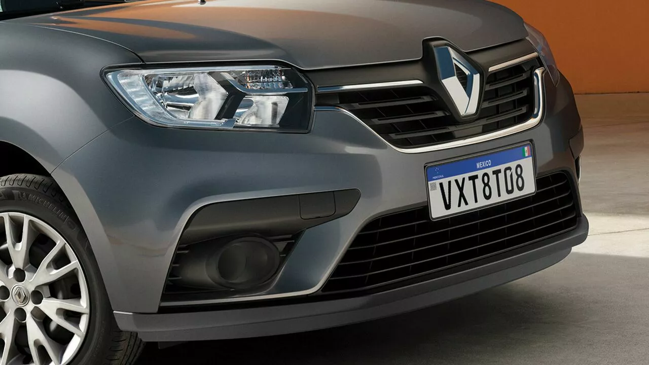 Sedã compacto seminovo da Renault de 2021 é encontrado por até R$ 75 mil e tem consumo urbano de 15 km/l, segundo dados do Inmetro