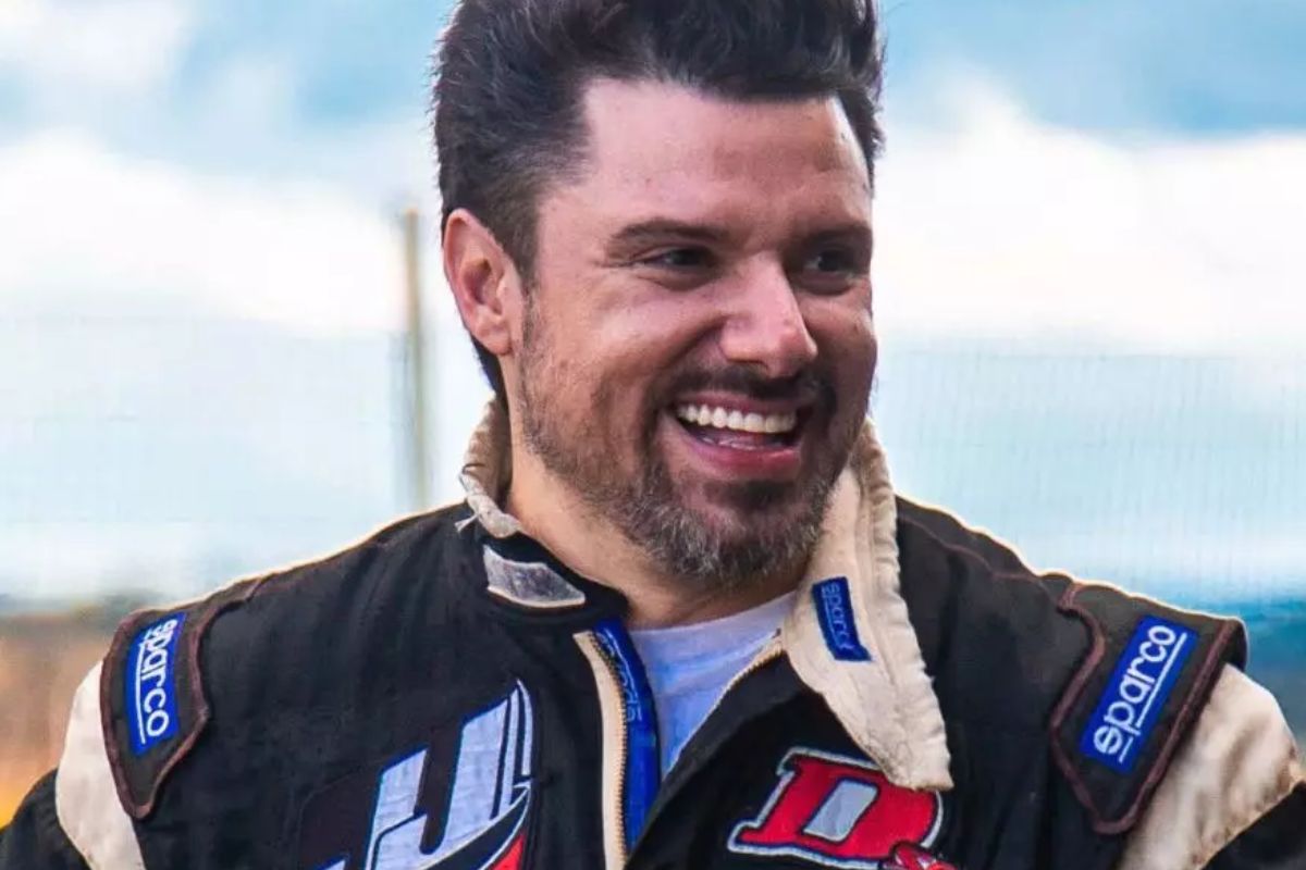 Piloto de Blumenau Fecha Contrato Milionário para Filme com Carros Japoneses Raros