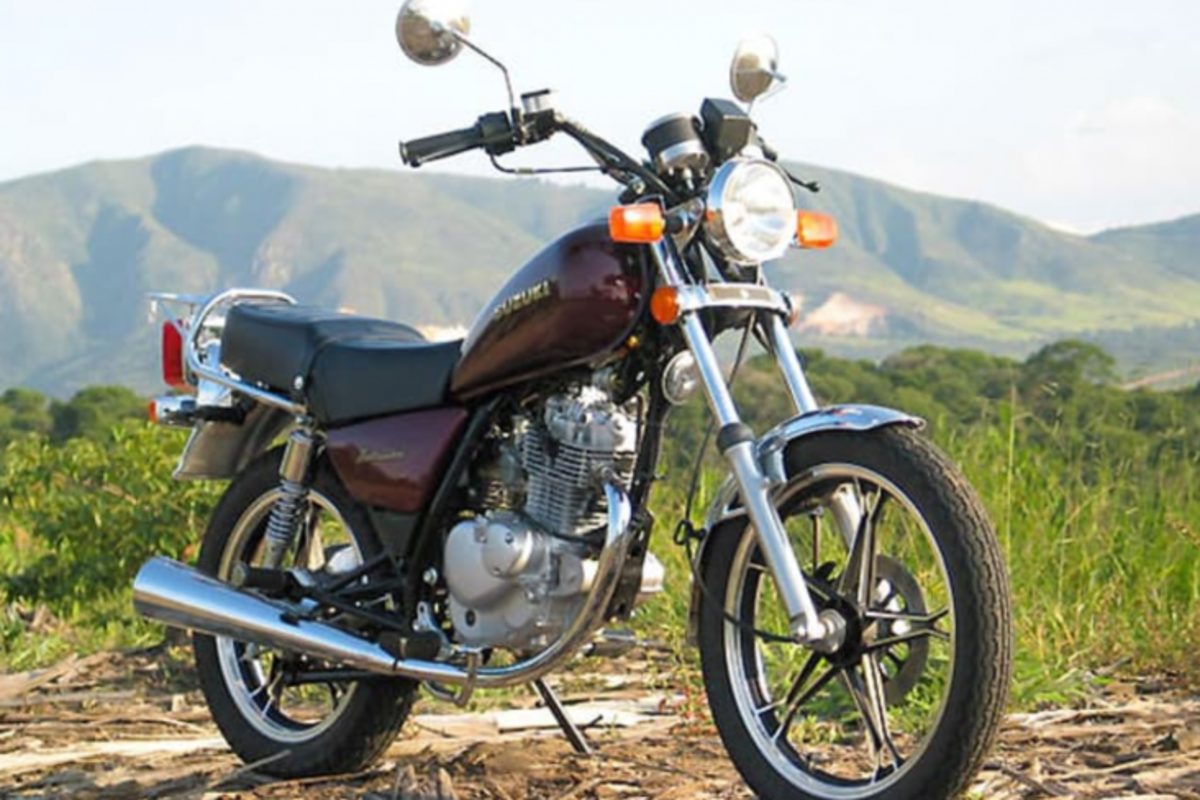 Suzuki Intruder, Intruder 125, Motos