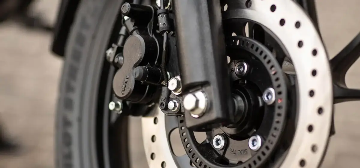 Honda, Yamaha, CG Titan 160, Fazer 150 UBS