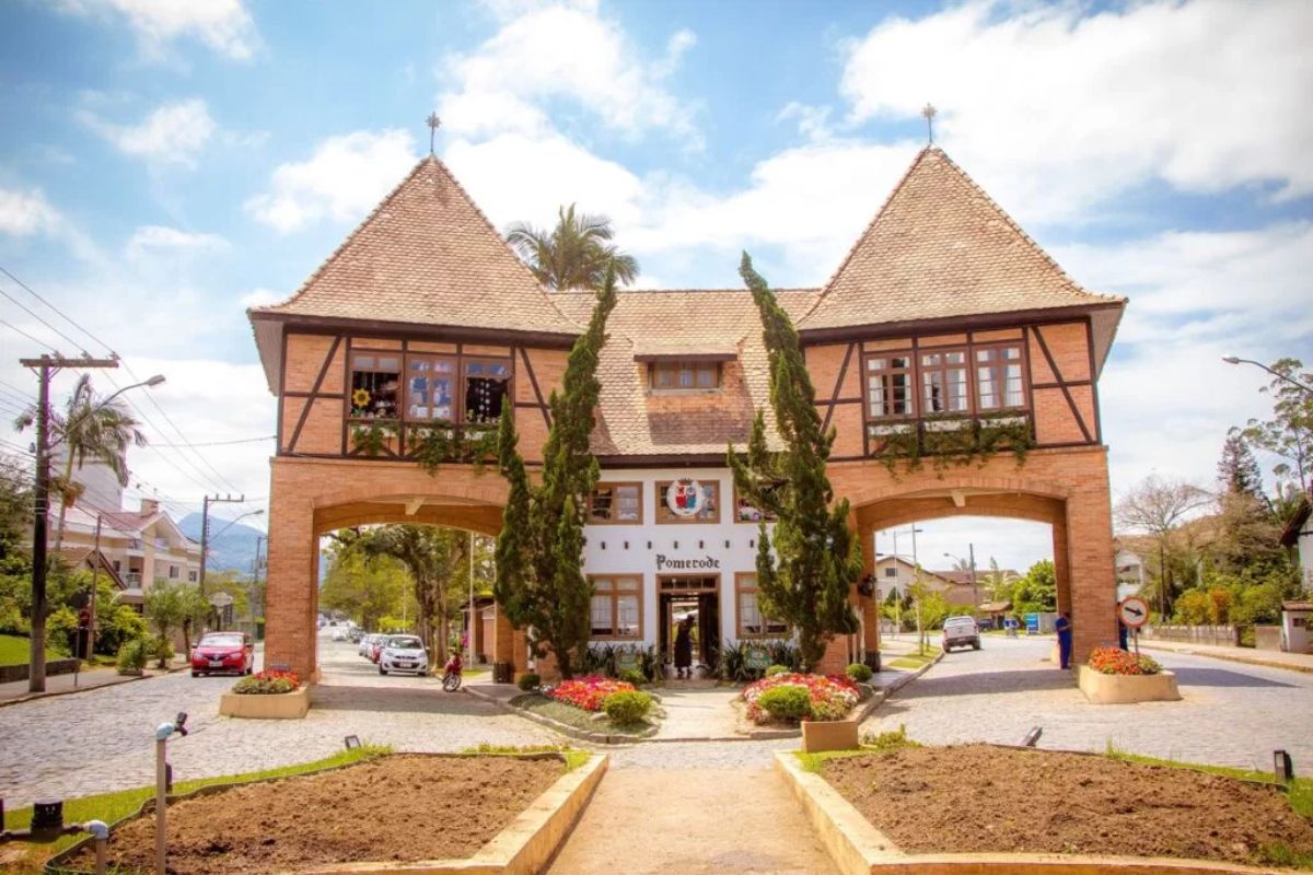 A cidade mais alemã do Brasil: conheça Pomerode e seus segredos em Santa Catarina