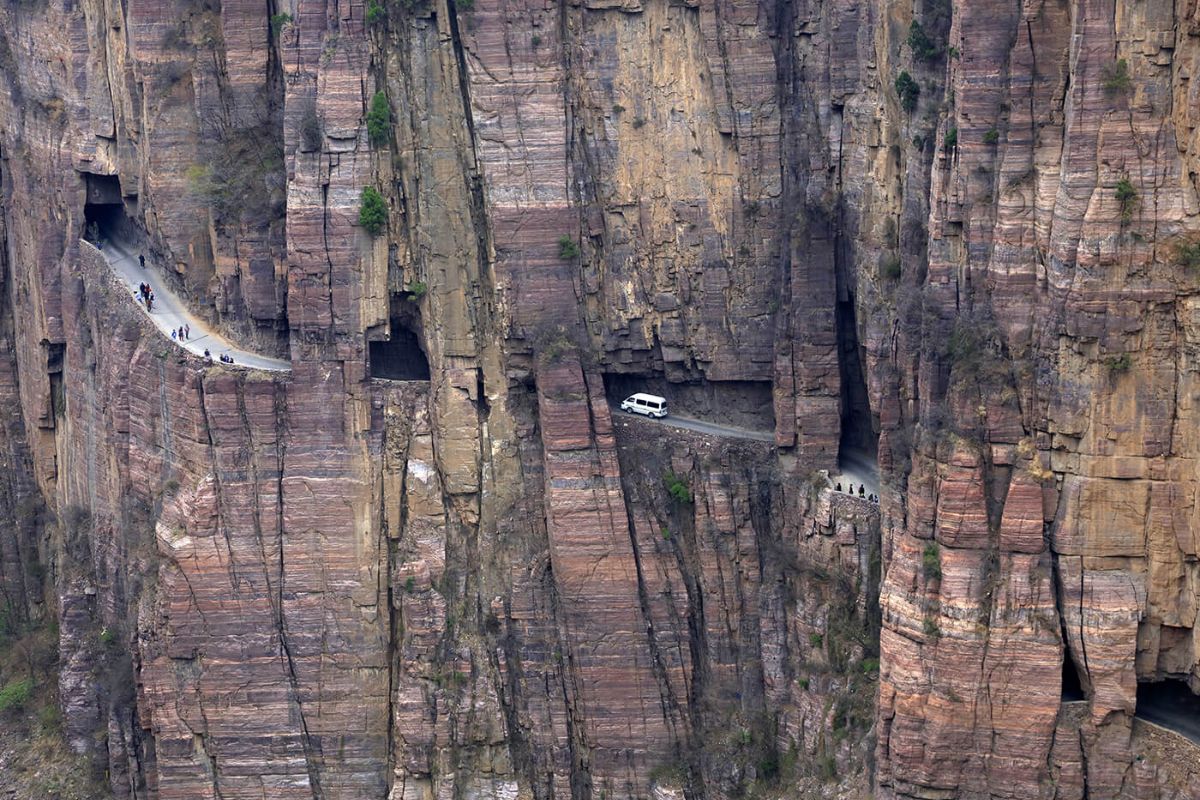O Túnel de Guoliang: a estrada escavada à mão que libertou uma aldeia do isolamento na China