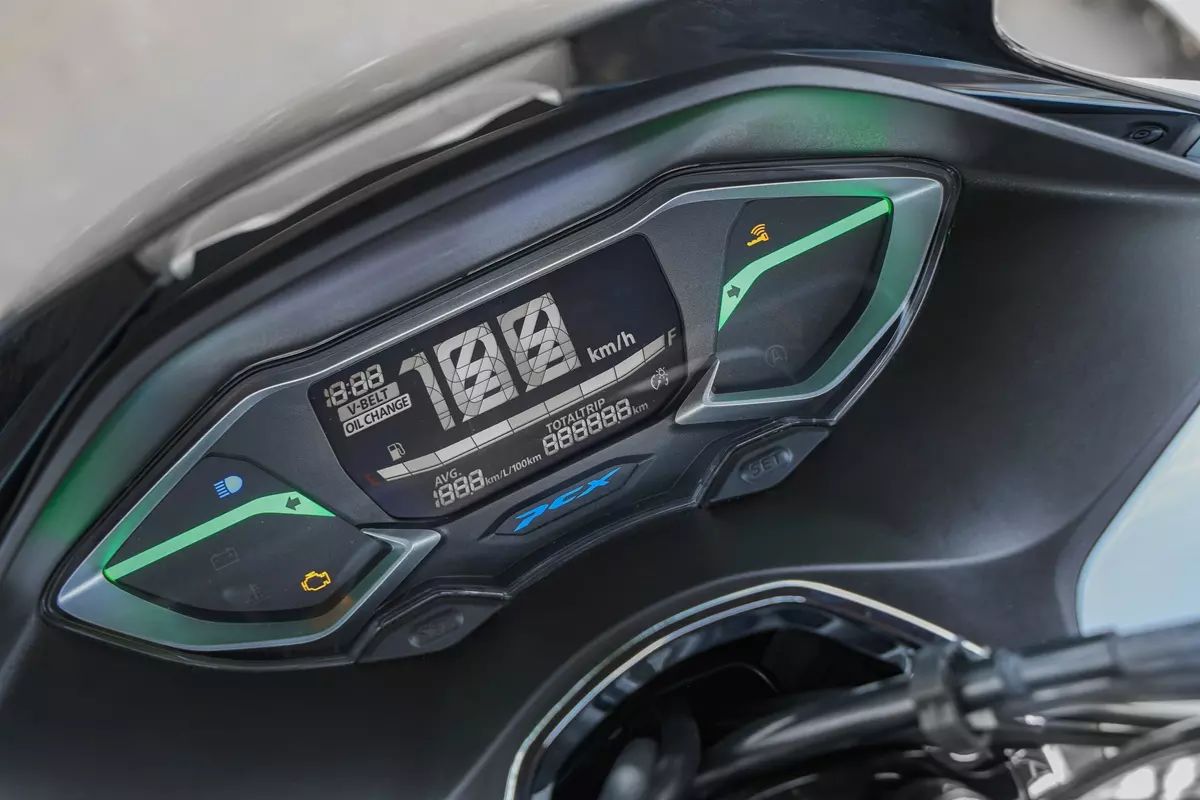 Nova scooter da Honda: Por que a PCX 160 é a mais vendida do Brasil, mesmo com defeitos?