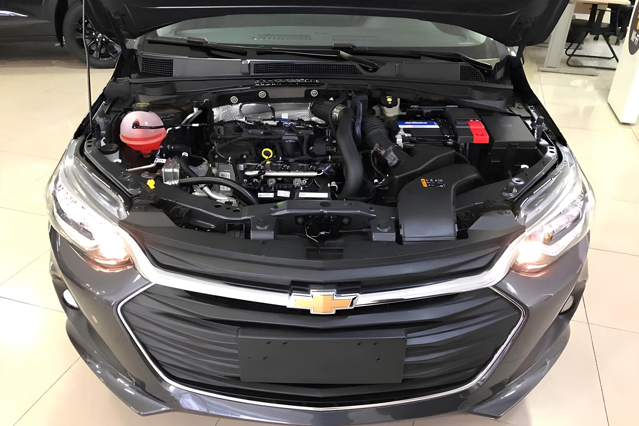 Motor 1.0 turbo flex de 116 cv e até 17,7 km/l faz do Onix Turbo 2025 o hatch com melhor equilíbrio entre consumo e desempenho no Brasil