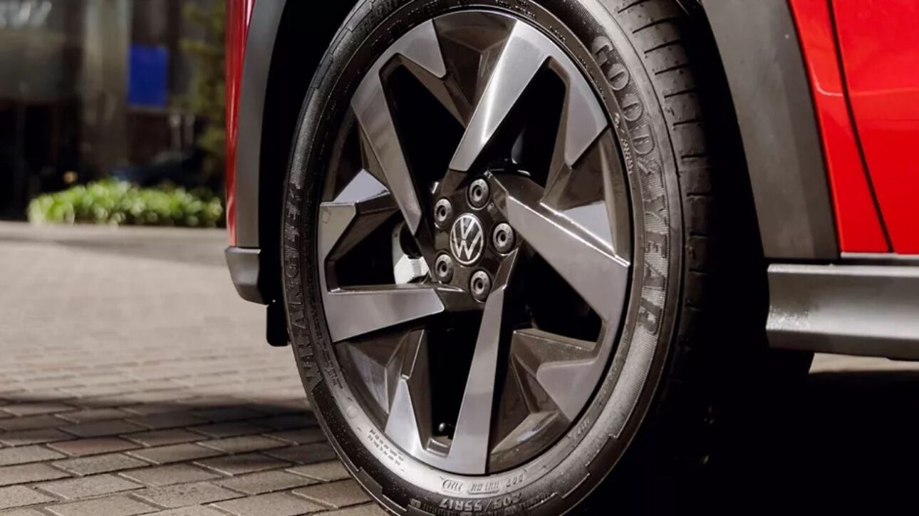 Volkswagen Tera surpreende com 12 mil vendas em menos de uma hora e tecnologia inédita de IA. Saiba o que faz esse SUV ser sucesso imediato! (Imagem: divulgação)