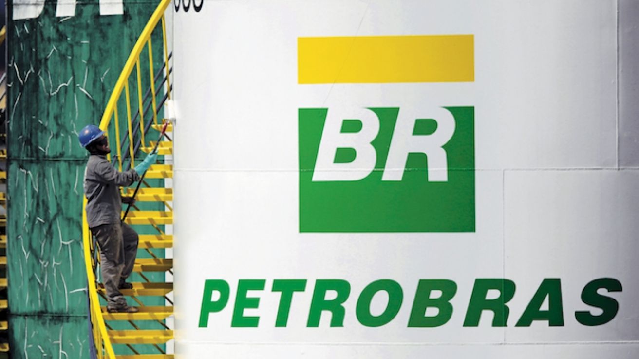 Petrobras encontra petróleo puro em Santos e pode destravar reservas bilionárias no pré-sal que prometem mudar o futuro da energia no Brasil.