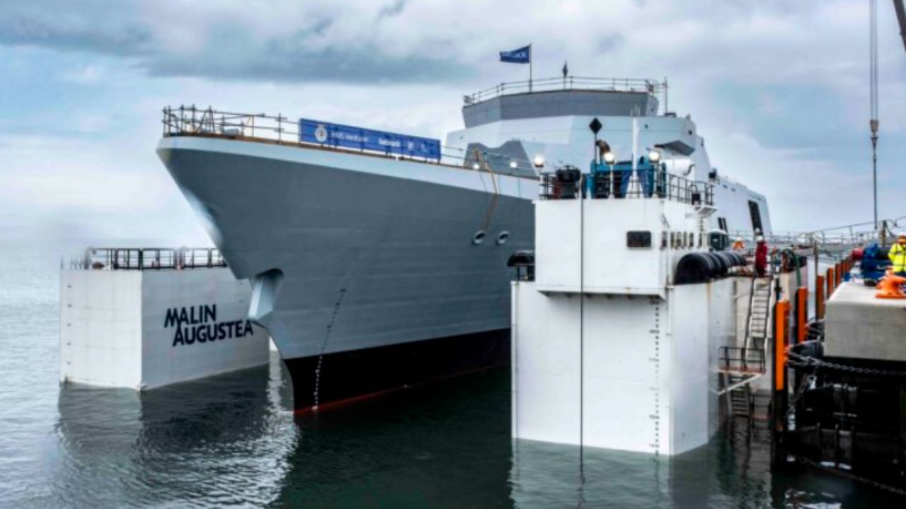 Marinha Real lança ao mar sua primeira fragata de nova geração, a HMS Venturer