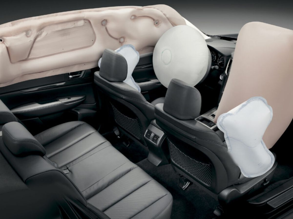 Airbag de cortina: como ele infla em 25 milissegundos para proteger você em um capotamento