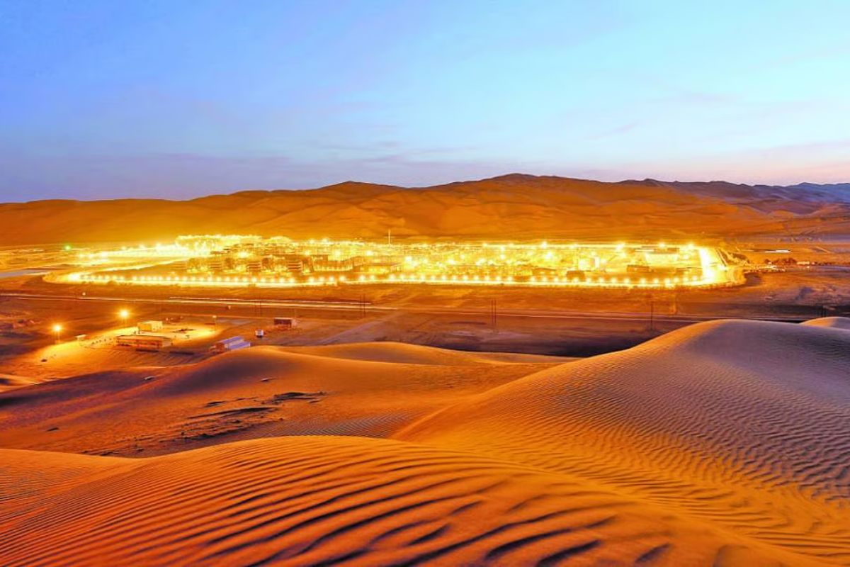 Ghawar: a história do maior campo de petróleo em terra do mundo que sustentou a economia global