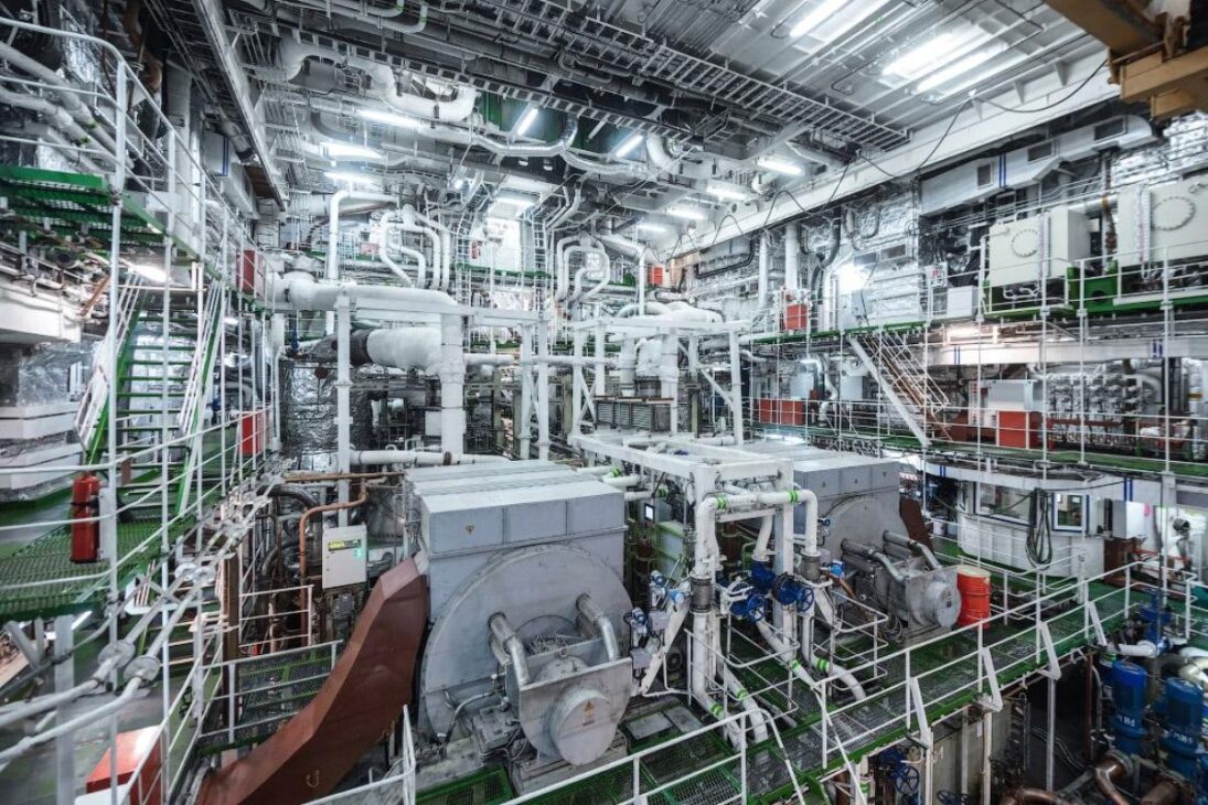 The Engine of the World's Largest Nuclear Icebreaker, Which Uses Two ...
