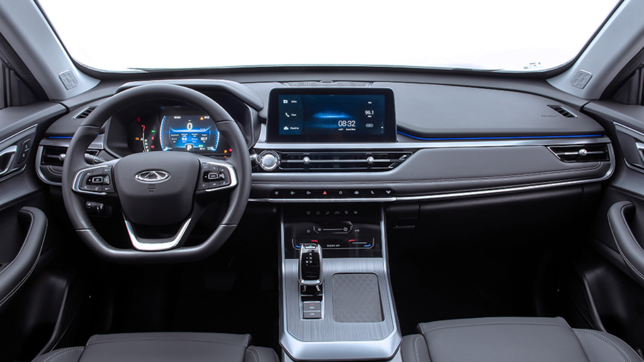 O Tiggo 5x Sport da CAOA Chery se destaca entre os SUVs pelo motor turbo, câmbio CVT de 9 marchas e pacote completo de segurança, conforto e tecnologia.