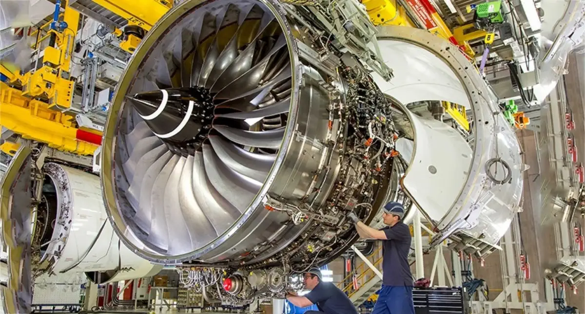 O maior e mais poderoso motor a jato do mundo, com turbina de 3,56 metros e 64MW de potência, é forçado até seu limite