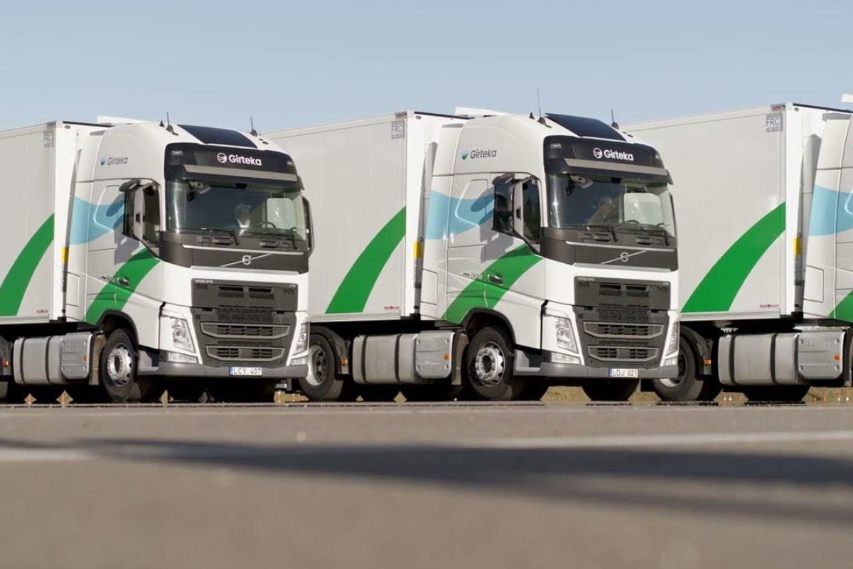 Girteka: a história da maior frota de caminhão da Europa e suas controvérsias