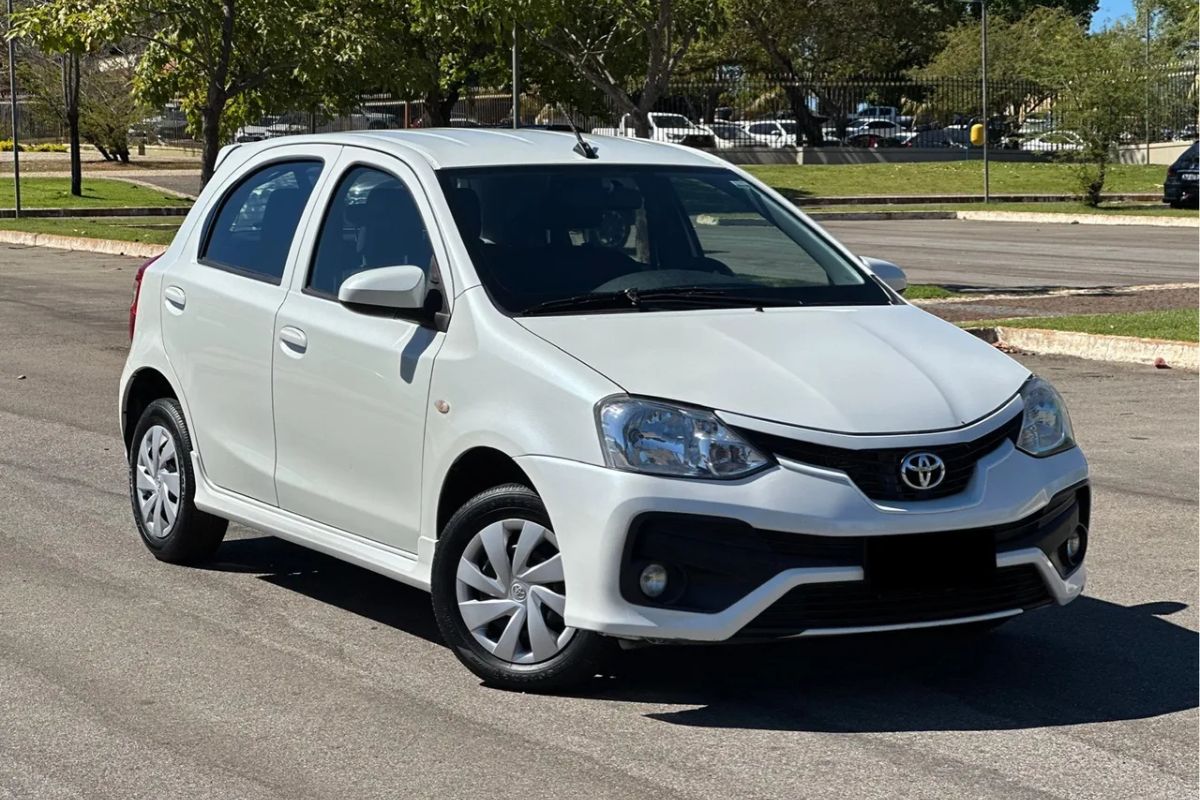 Os melhores carros usados para quem quer economizar em 2025