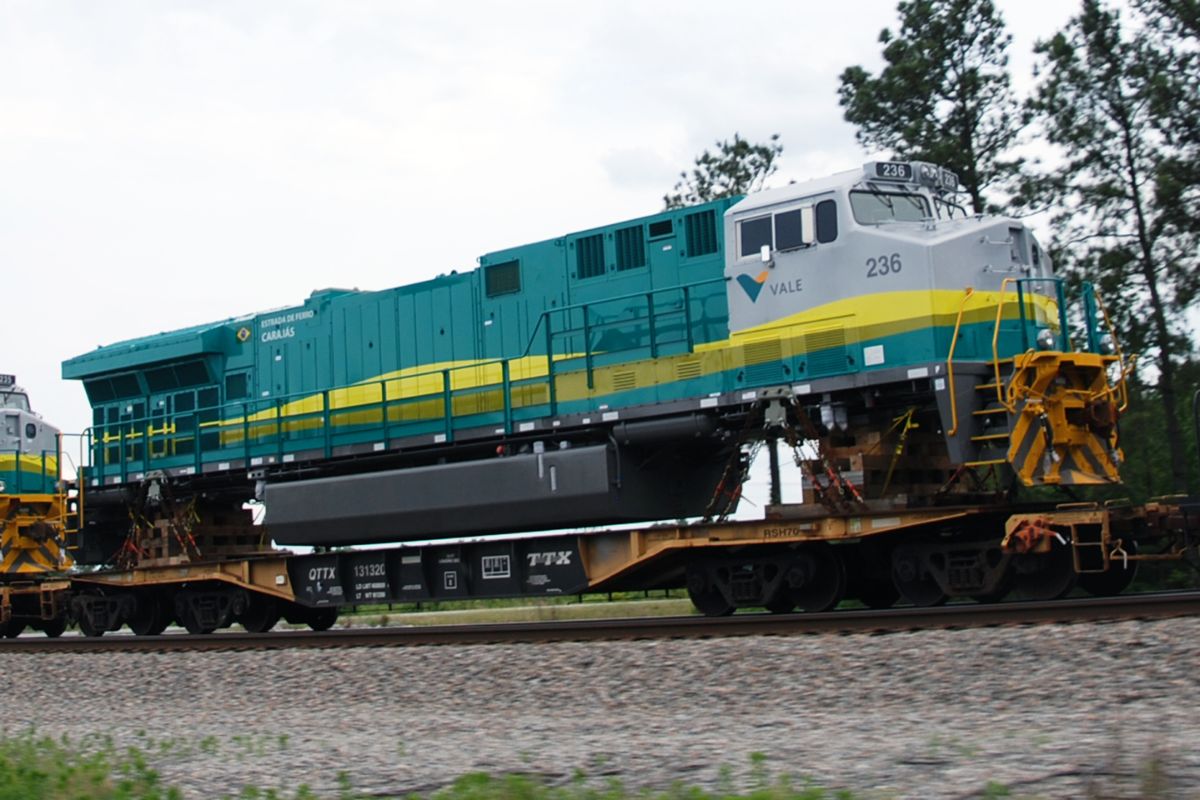 A Maior Locomotiva em Operação no Brasil: A Gigante de 6.000 HP que Move os Trens da Vale na Amazônia