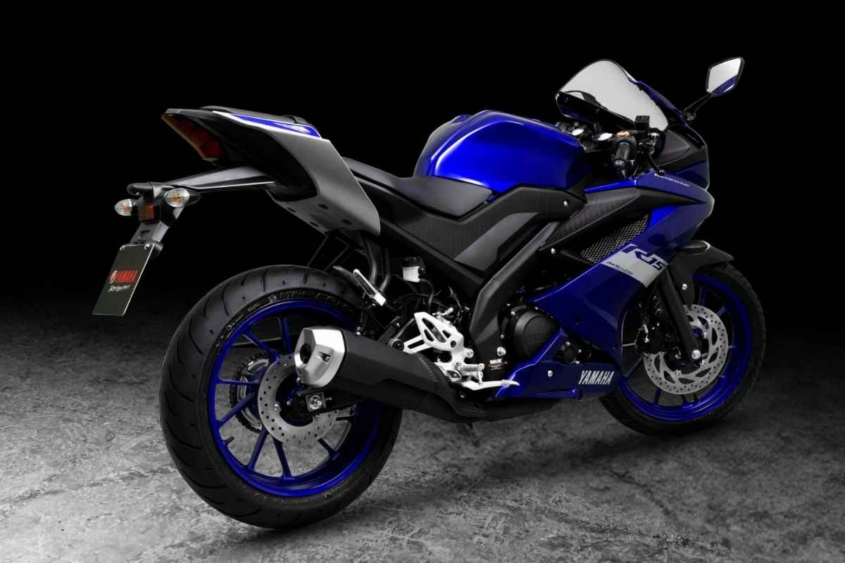 Yamaha YZF R15 2024: A Análise Completa da "Pequena Esportiva" que Conquistou o Brasil