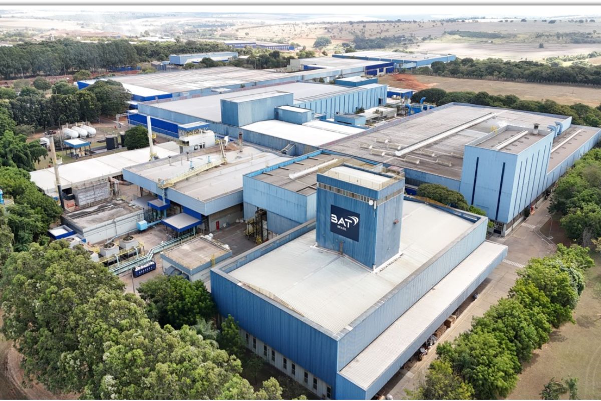 A Gigante Sob Pressão: A História da BAT Brasil, a Maior Fabricante de Cigarros do País