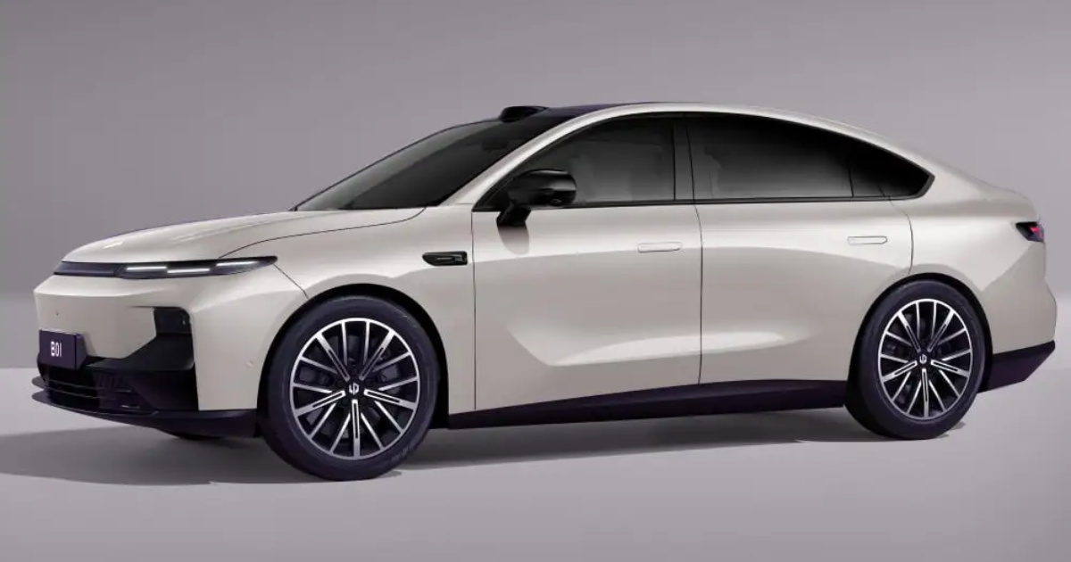 Sedã elétrico chinês promete até 650 km de autonomia, visual arrojado, alta tecnologia e preço mais baixo que o BYD Dolphin Mini. (Imagem: Divulgação)
