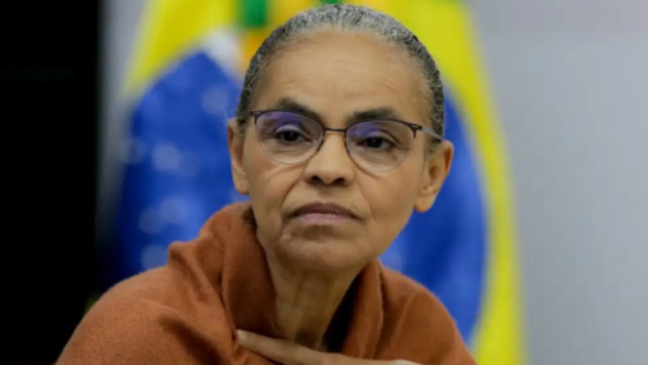 Ministra Marina Silva destaca necessidade de equilíbrio entre desenvolvimento e preservação ambiental ao comentar exploração de petróleo na Margem Equatorial durante Cúpula do Brics no Rio.