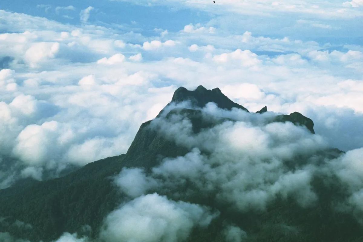 O ponto mais alto do Brasil: a jornada mística ao Pico da Neblina, na Amazônia