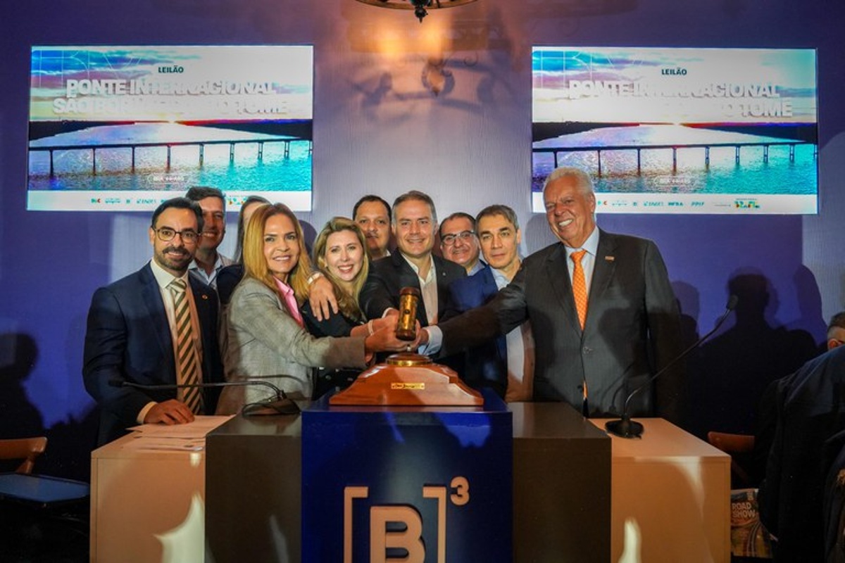 Autoridades celebram leilão da Ponte Internacional São Borja–Santo Tomé na B3