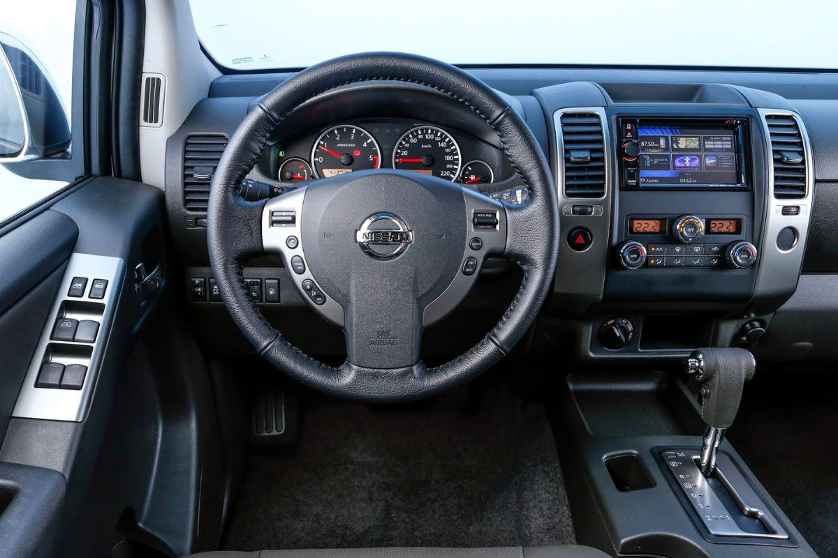 Nissan Frontier SL Diesel 2015 é opção entre usadas por robustez e bom pacote de equipamentos