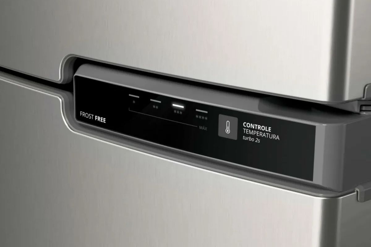  Geladeira da Brastemp Frost Free Duplex 375L (BRM44HK)