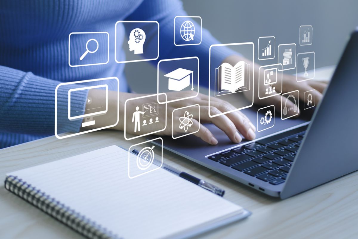 USP oferece mais de 7 mil vagas em 92 cursos gratuitos