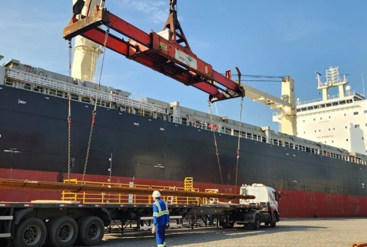 Importados da China, os trilhos somam 1.500 toneladas e serão utilizados no trecho entre as estações Vila Prudente e Penha