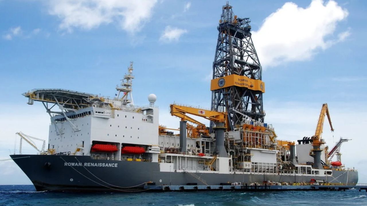 A bp identificou sinais de petróleo e gás no bloco Bumerangue, no pré-sal da Bacia de Santos, fortalecendo sua presença no Brasil e ampliando seu portfólio energético.