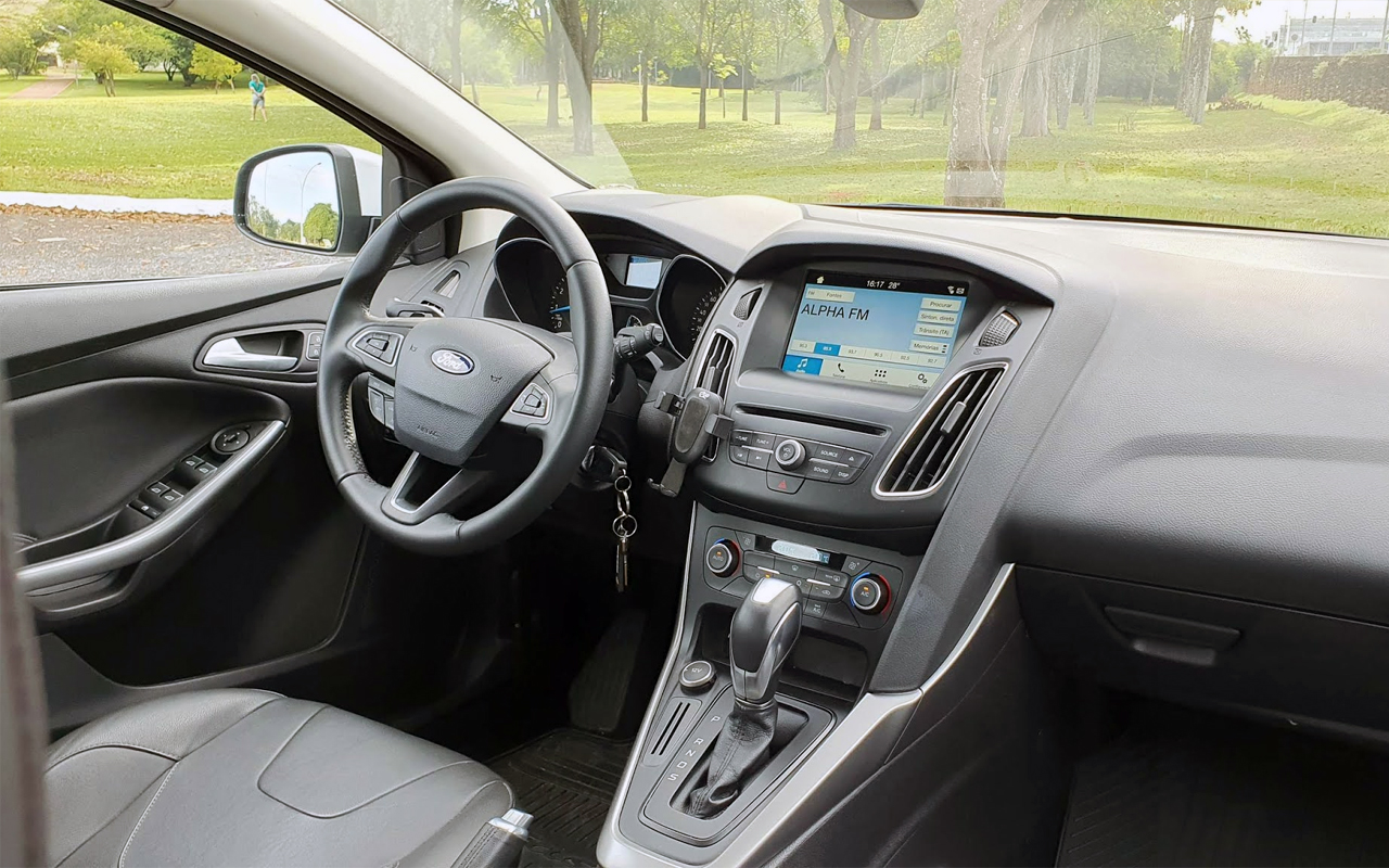 7 carros usados “esquecidos” que valem ouro robustos, com manutenção conhecida e bom custo-benefício