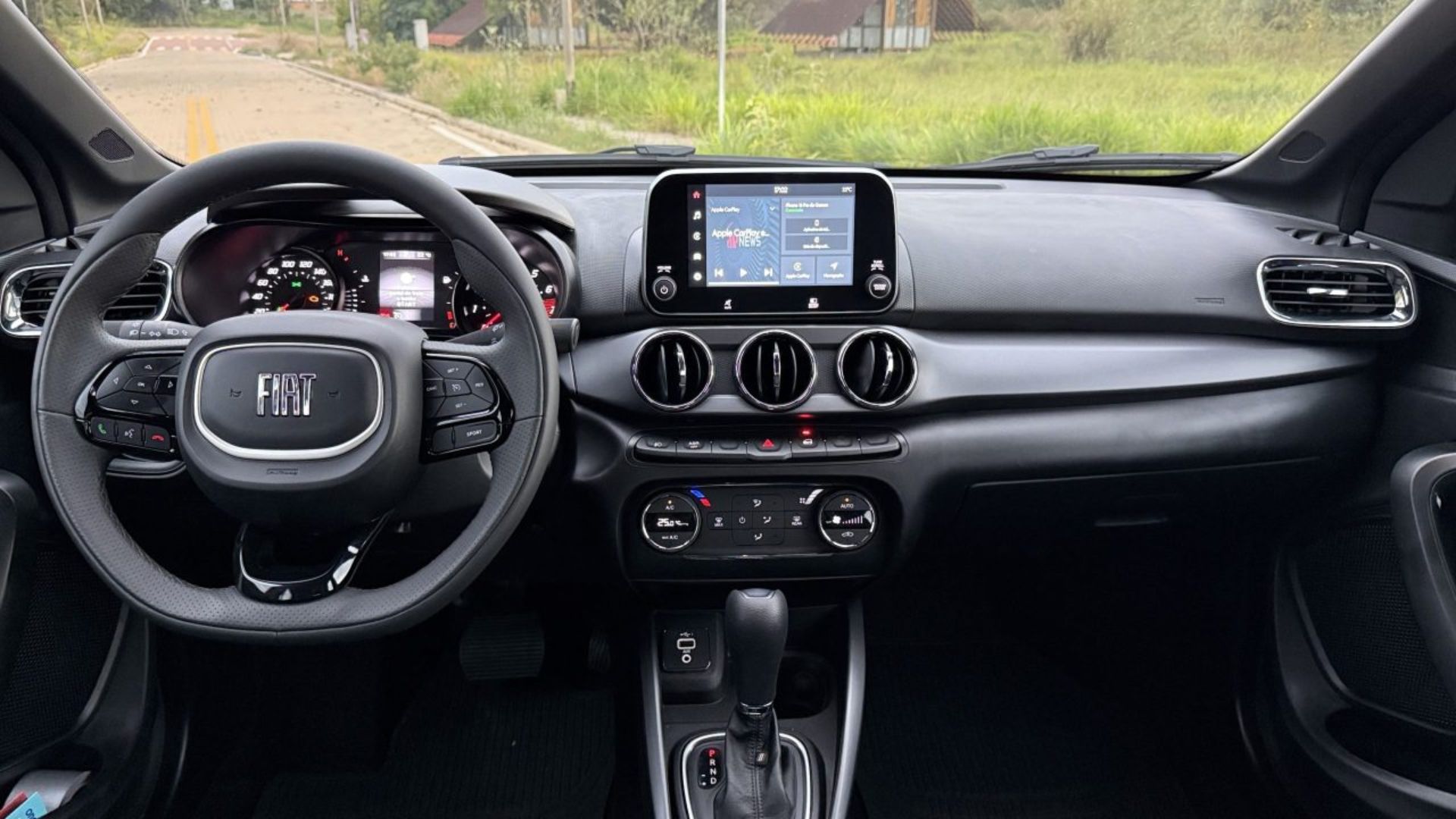 Fiat relança Argo Trekking 2026 com motor 1.3, câmbio manual e preço abaixo de R$ 100 mil. Veja novidades, tabela de versões e ajustes no mercado.