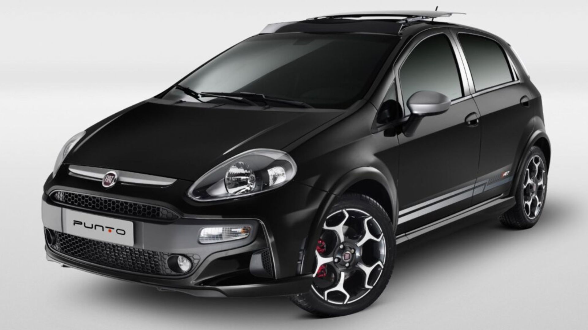 Descubra 5 carros usados até R$ 60 mil que entregam mais potência, desempenho e conforto do que modelos 1.0 populares.