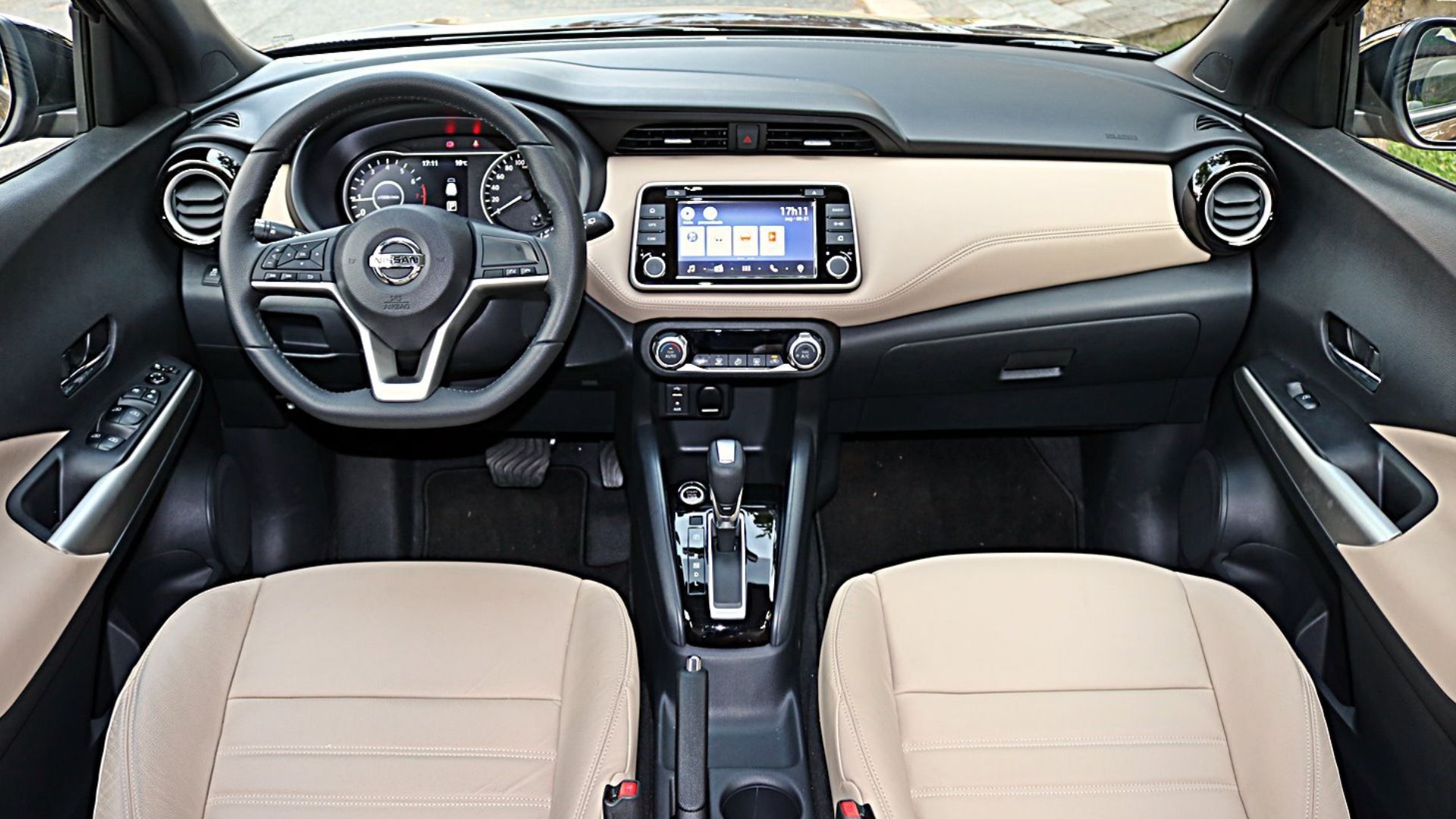 Descubra 5 carros usados da Nissan entre R$ 50 mil e R$ 80 mil com baixo custo de manutenção, conforto e alta confiabilidade.