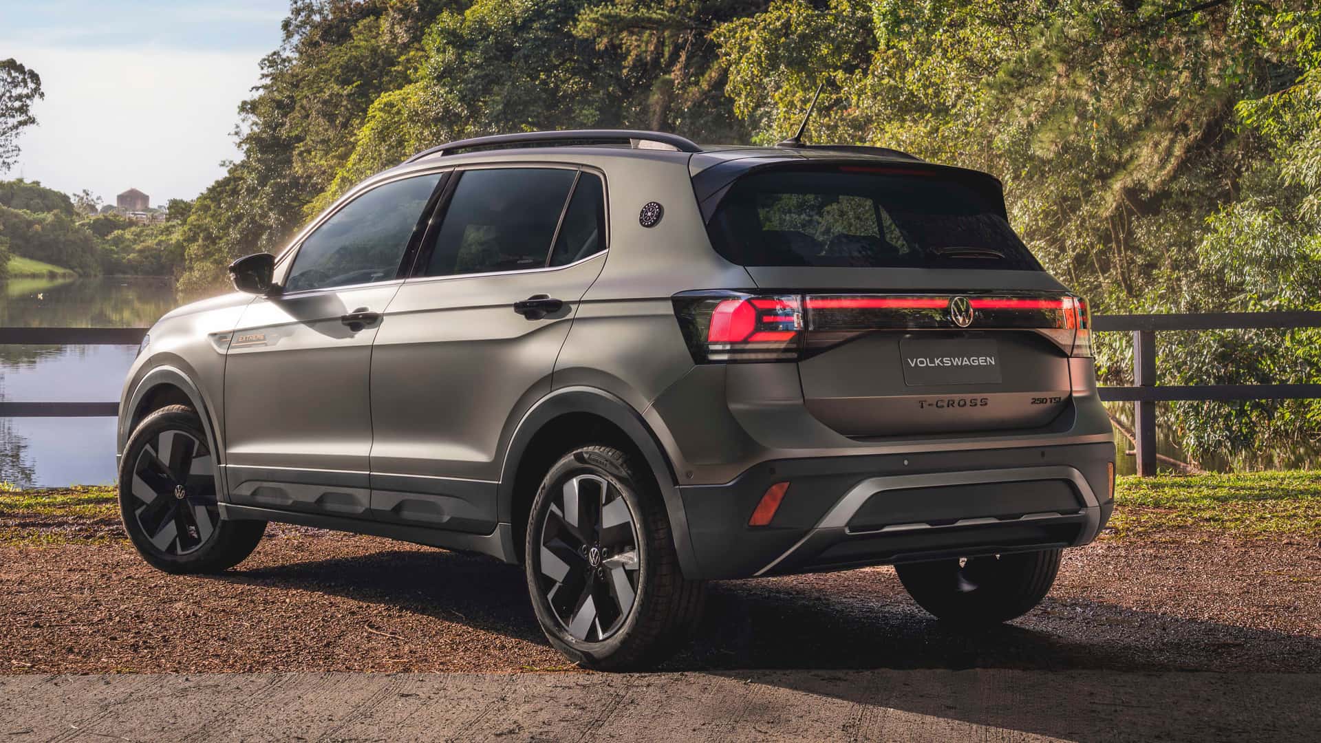 Volkswagen T‑Cross 2026: versão Extreme equipada com motor 1.4 TSI de 150 cv, painel digital de 10,25″, consumo de até 25 km/l e chegada em 2026 ao Brasil