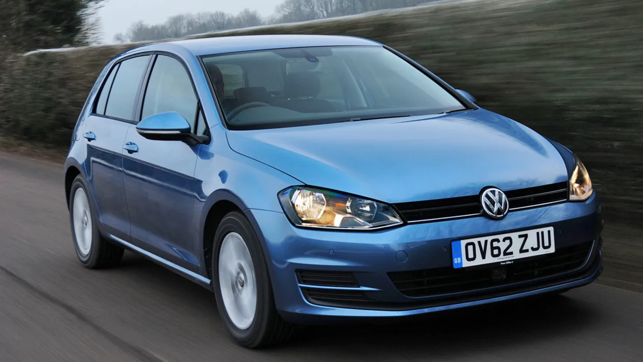 VW Golf 2.0 Automático usado custa a partir de R$ 47 mil em 2025 — entrega 116 cv, câmbio Tiptronic de 6 marchas e consumo de até 11,5 km/l em estrada