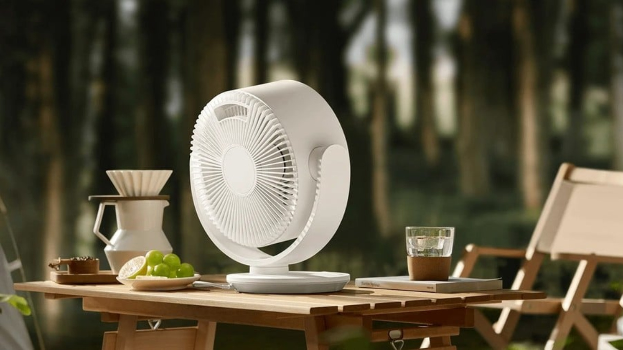 Xiaomi lança o Smart Desktop Air Circulation Fan, ventilador de mesa inteligente com design compacto, controle por aplicativo, autonomia de até 26h e compatibilidade com assistentes virtuais. Fonte: Xiaomi
