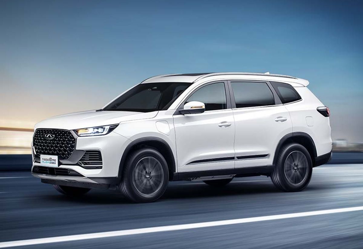 Veja como fica o financiamento do Caoa Chery Tiggo 8 2025: entrada de R$ 100 mil, 48 parcelas e juros de 20%.