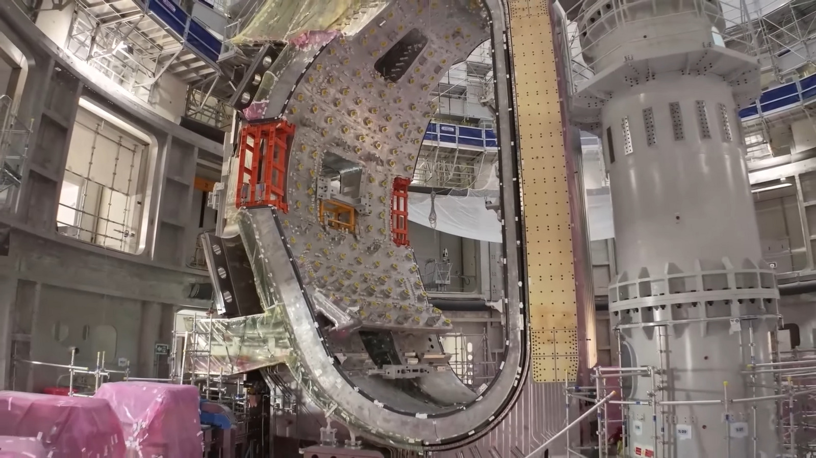 Imã, Fusão nuclear, Energia