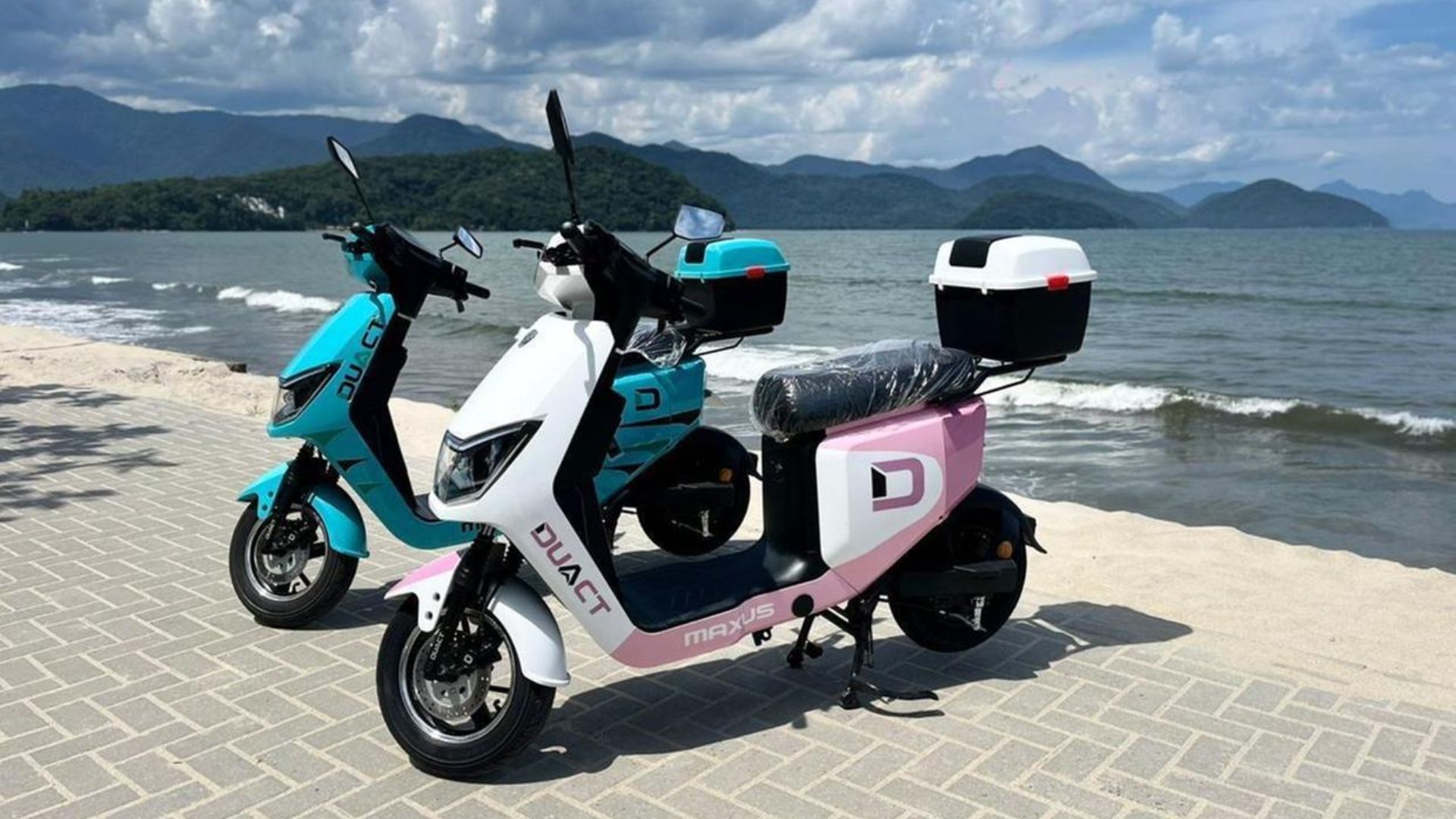 Motoneta elétrica de R$ 8,9 mil será montada no Ceará, sem exigir CNH, com autonomia de 90 km e geração de empregos locais.