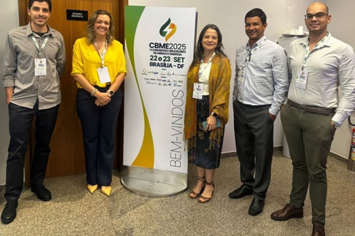 Durante o I CBME, Heloisa Borges destacou a importância de pensar o petróleo e gás dentro da chamada transição energética, que envolve mudanças para fontes mais limpas, como solar e eólica.