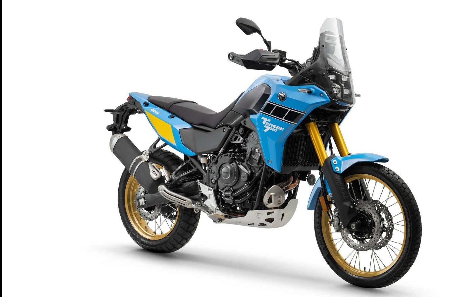 Ténéré 700 volta ao Brasil com 19,2 km/l, painel TFT conectado e motor bicilíndrico, prometendo unir tecnologia, economia e espírito aventureiro.