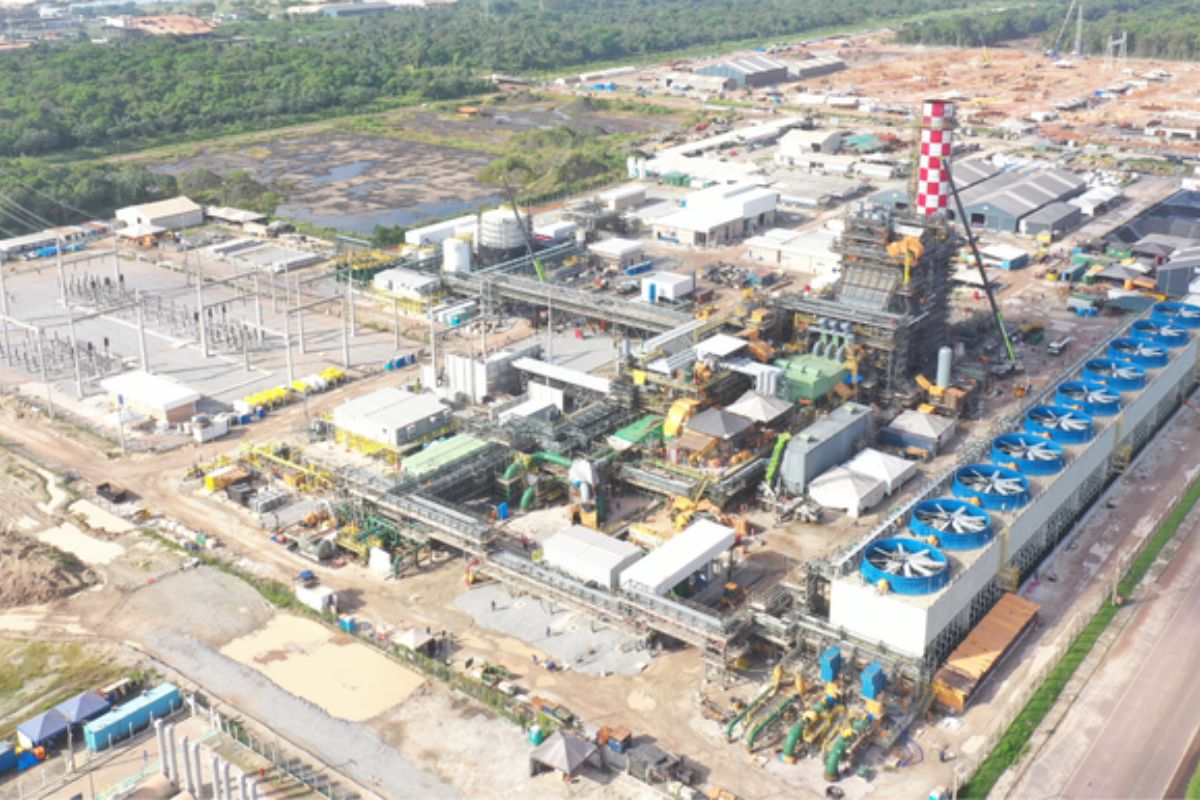 A Usina Termelétrica Novo Tempo Barcarena iniciou sua fase de testes no Pará, integrando o Novo PAC. O projeto de 630 MW utiliza gás natural, leilão de energia e subestação elétrica