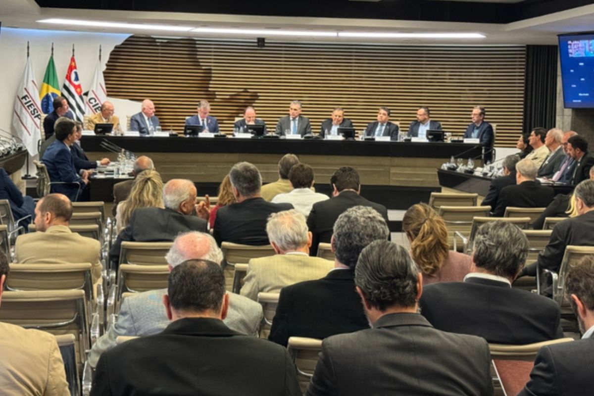 O Brasil deu mais um passo para reduzir dependência externa de fertilizantes em reunião do Mapa com a Fiesp