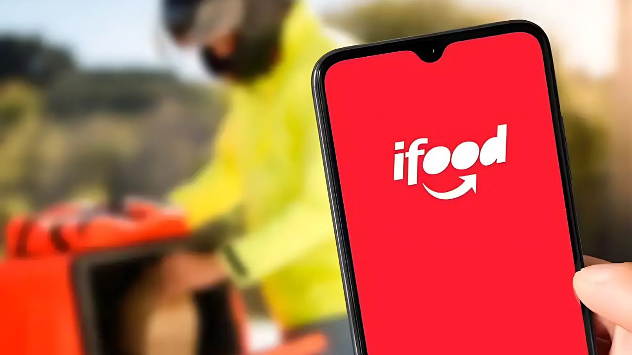 iFood lança programa que pode garantir bônus de até R$ 3.000 para entregadores: veja como funciona