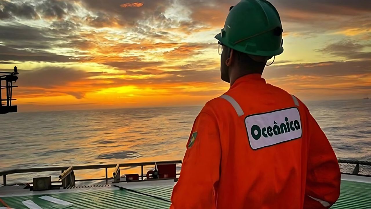 Oceânica abre vaga offshore para Oficial de Náutica embarcado. Oportunidade inclui benefícios e regime 28x28. Saiba mais!